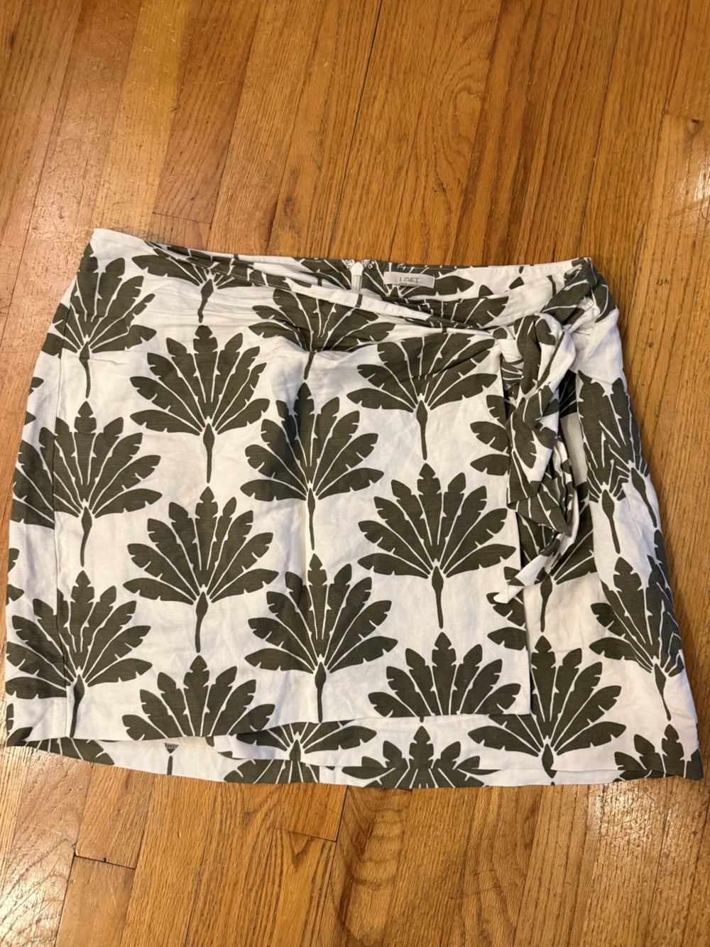 LOFT Olive Leaf Print Mini Skirt